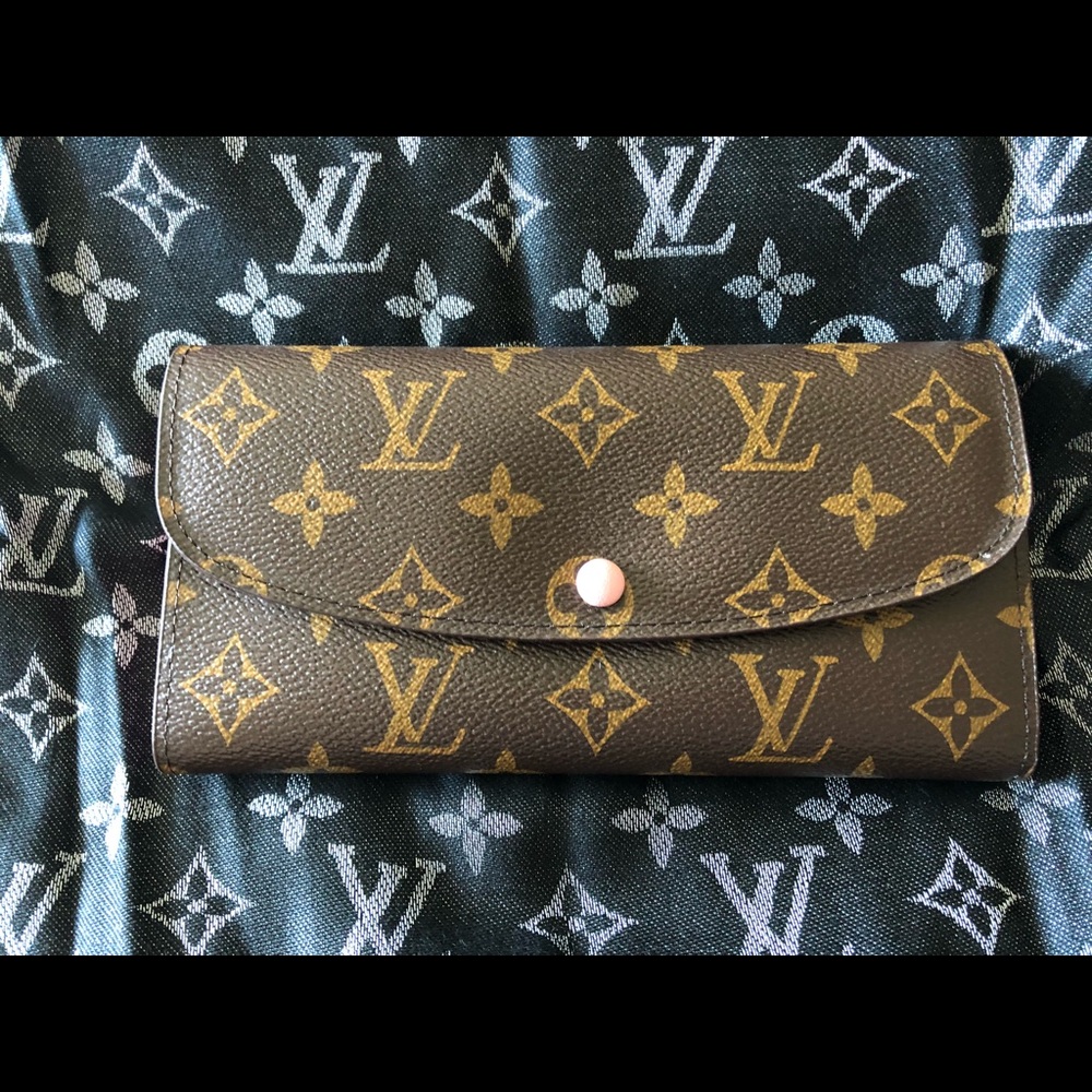 Ladies Wallet with Zipper